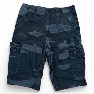WearFirst Boys Camo Cargo Shorts Size 10 Grey Black